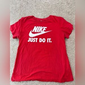 Nike T Shirt